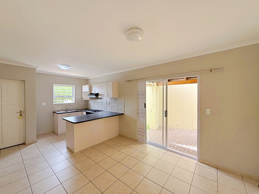 To Let 2 Bedroom Property for Rent in Laguna Sands Western Cape